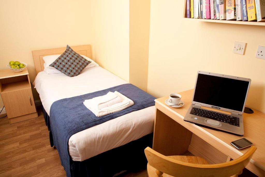 Menlo Park Apartments Голуэй Номер фото