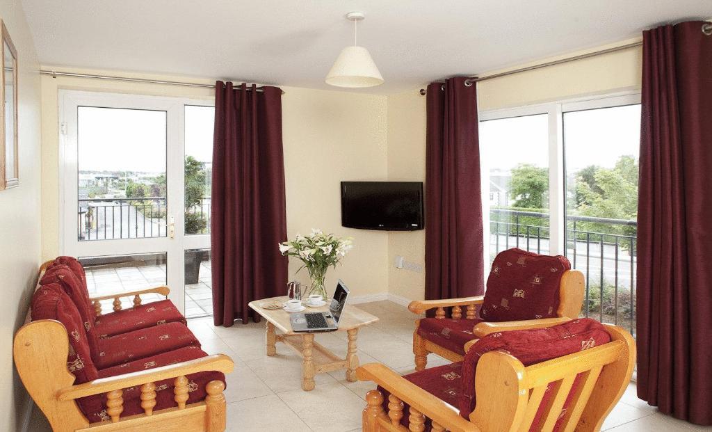 Menlo Park Apartments Голуэй Экстерьер фото